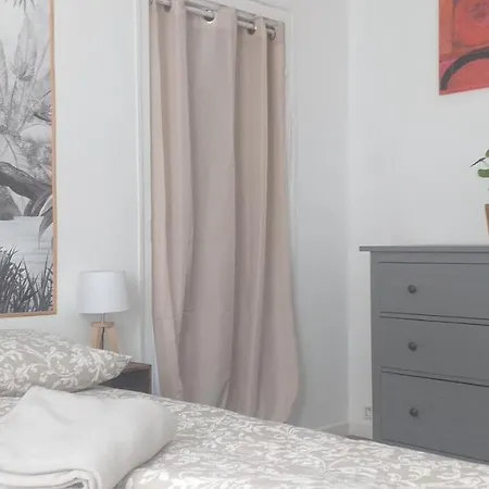 Semesterbostad Maison Cosy A Ury