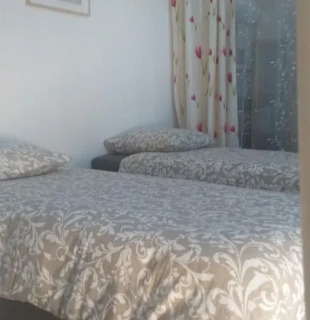 Maison Cosy A Semesterbostad Ury